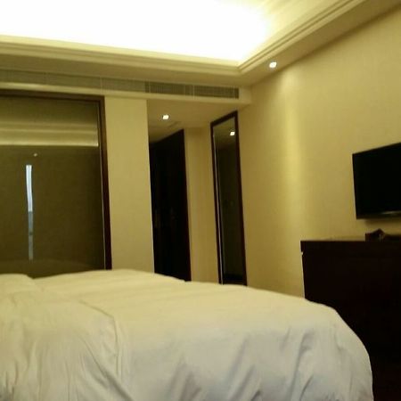 Phoenix Grand Hotel เฟิ่งหวง ภายนอก รูปภาพ