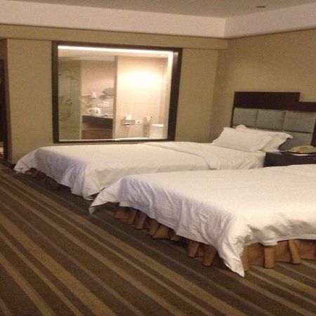 Phoenix Grand Hotel เฟิ่งหวง ภายนอก รูปภาพ