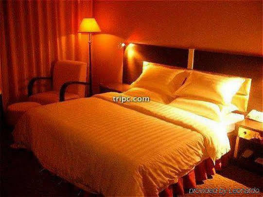 Phoenix Grand Hotel เฟิ่งหวง ภายนอก รูปภาพ