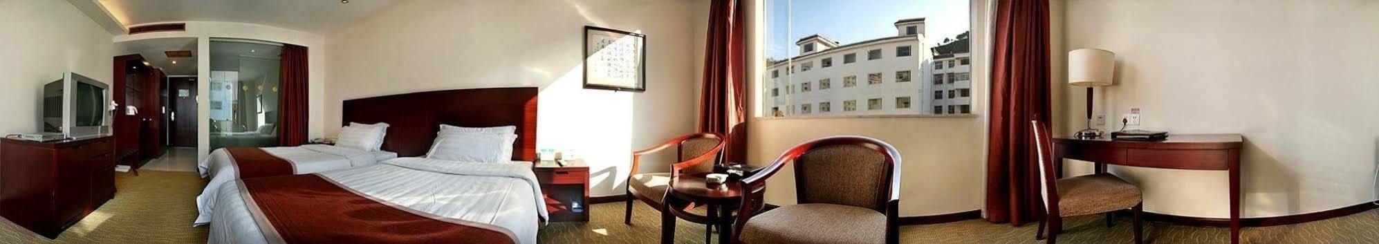 Phoenix Grand Hotel เฟิ่งหวง ภายนอก รูปภาพ